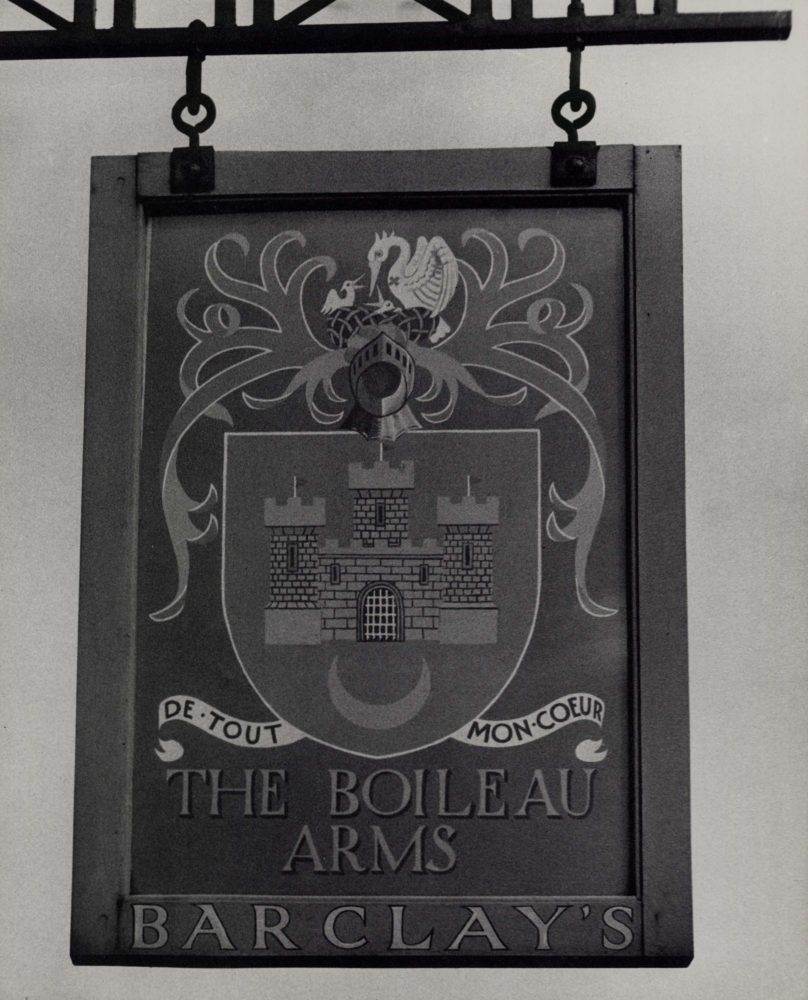 The Boileau Arms – Barclay’s – Castelnau Barnes – Inn sign