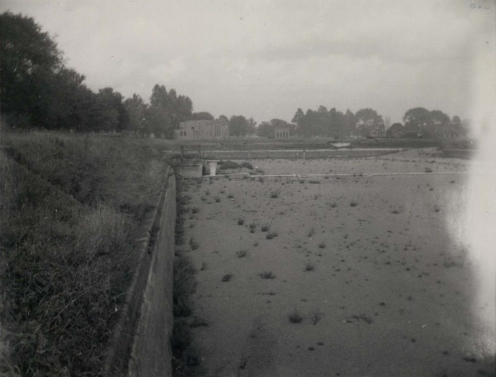 Metropolitan Water Board, Barnes Works, S.W. 13 – Filter Bed No. 13
