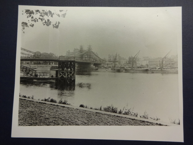 Hammersmith Bridge