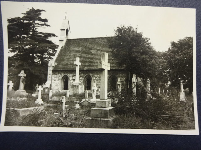 Barnes Cemetery – The Chapel