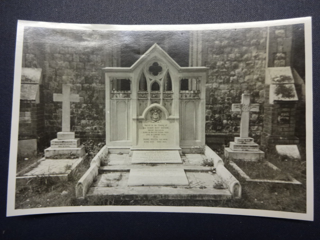 Barnes Cemetery – Sir Henry Katz-Davson monument