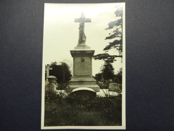 Barnes Cemetery – Hedgman vault