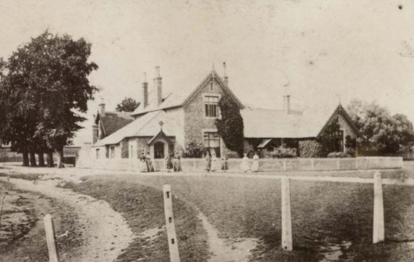 Green School, Barnes