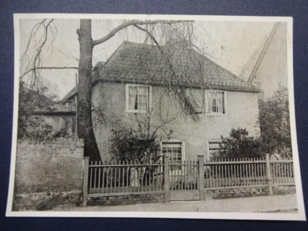Cleveland Cottage, Barnes