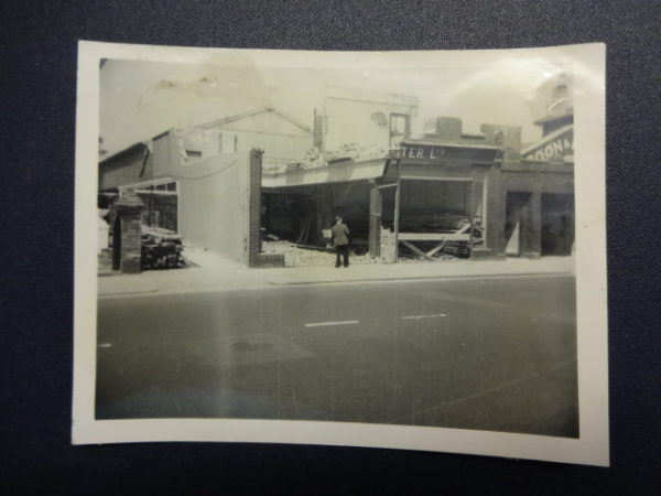 Boon and Porter, Castelnau