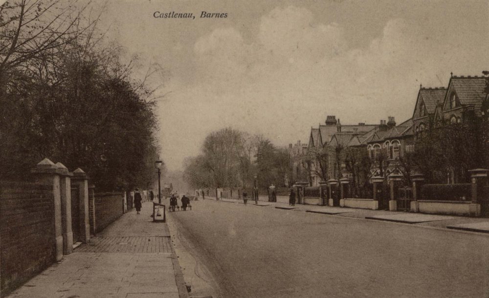 Castelnau, Barnes