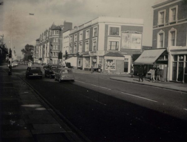 Castelnau, Bridge Terrace